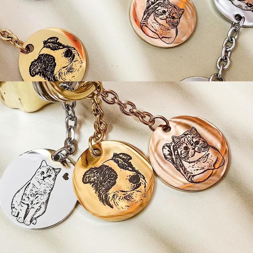 Custom Pet Portrait Keychain (Long)