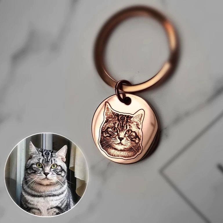 Custom Pet Portrait Keychain (Short)